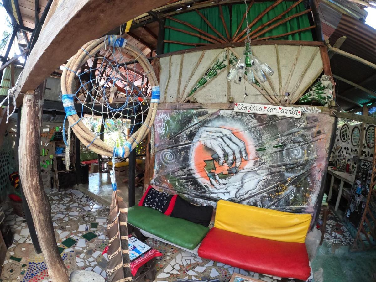 Reciclarte Galeria Hostal Capurganá Eksteriør billede